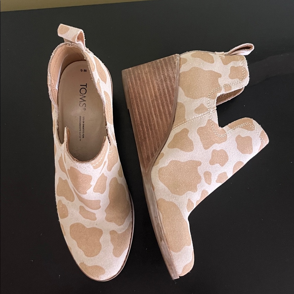 TOMS Kallie Wedge Bootie (Women)
